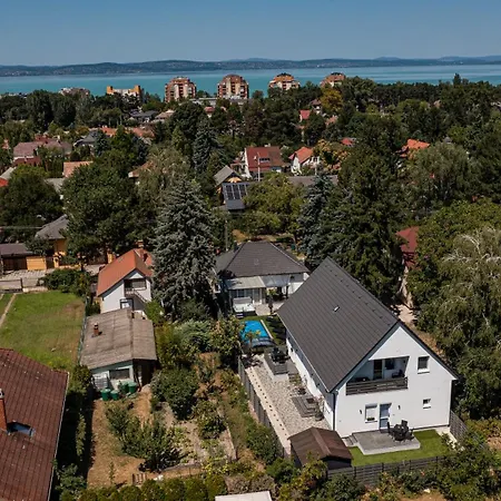 Balatonic Lime Apartmanhaz