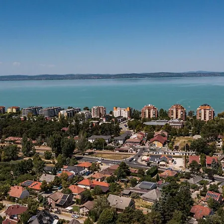 Balatonic Lime Apartmanhaz *