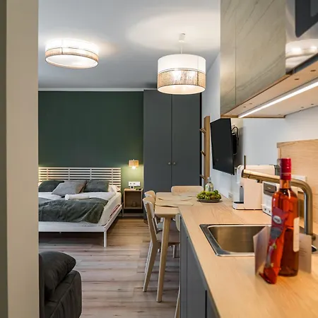 Balatonic Lime Apartmanhaz Апарт-отель Шиофок