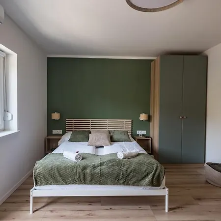 Апарт-отель Balatonic Lime Apartmanhaz