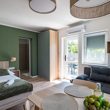 Balatonic Lime Apartmanhaz *