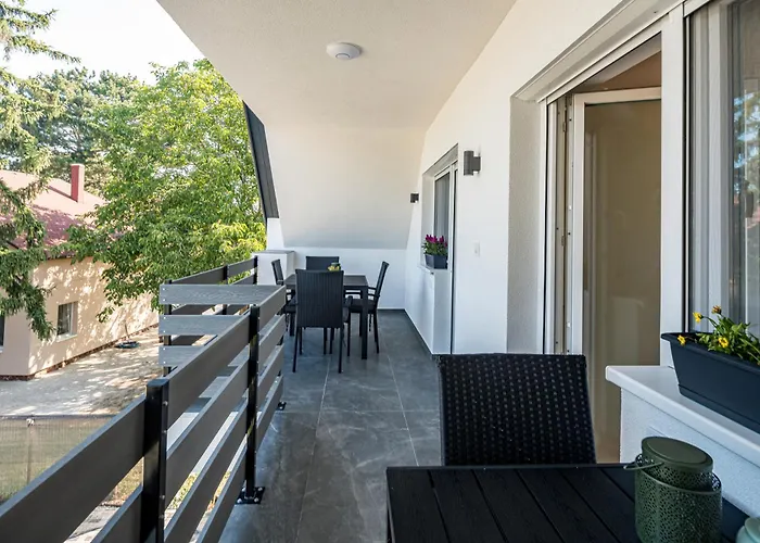 Balatonic Lime Apartmanhaz