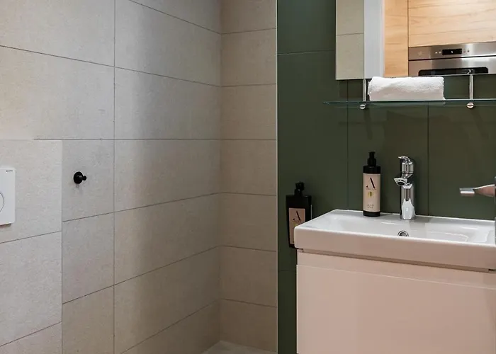 Balatonic Lime Apartmanhaz 4*