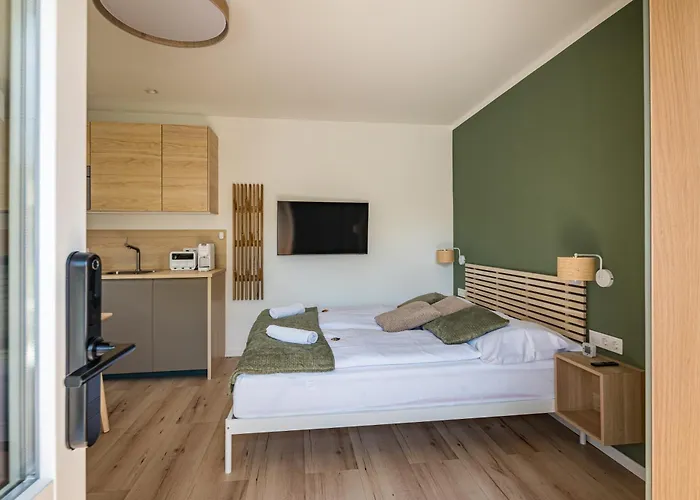 מלון דירות Balatonic Lime Apartmanhaz