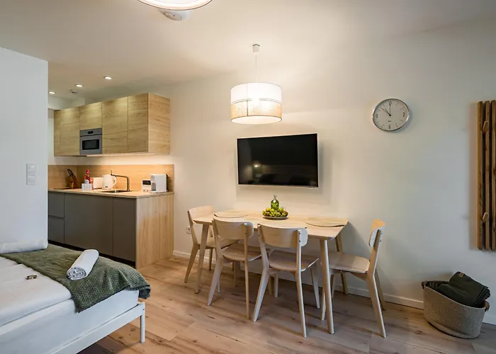 Balatonic Lime Apartmanhaz מלון דירות 4*