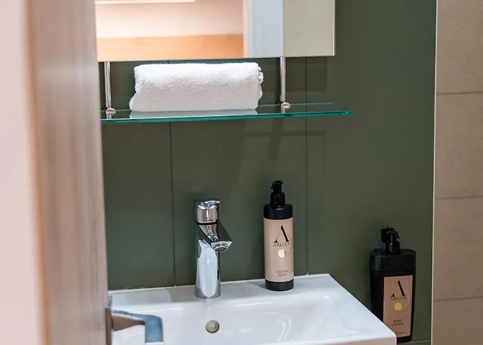 מלון דירות Balatonic Lime Apartmanhaz