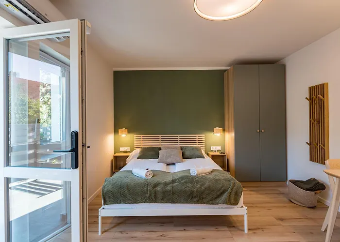 Balatonic Lime Apartmanhaz 4*