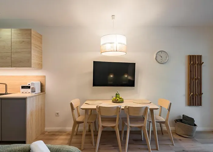 Balatonic Lime Apartmanhaz מלון דירות