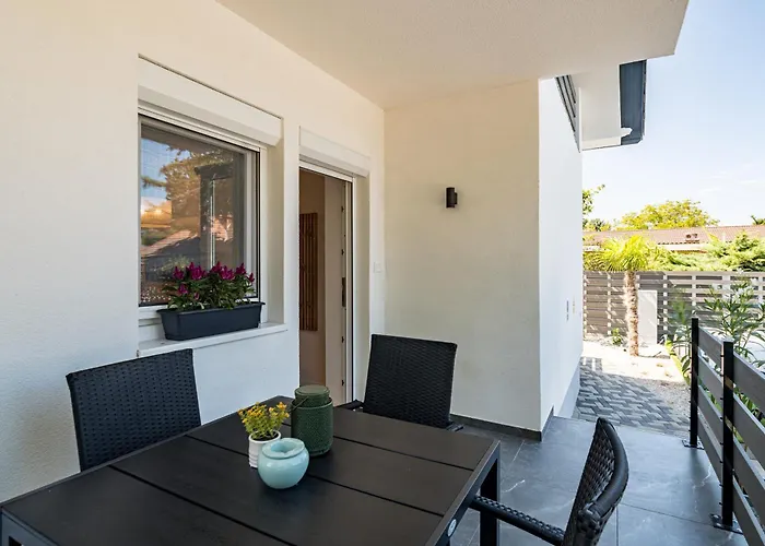 מלון דירות Balatonic Lime Apartmanhaz שיופוק